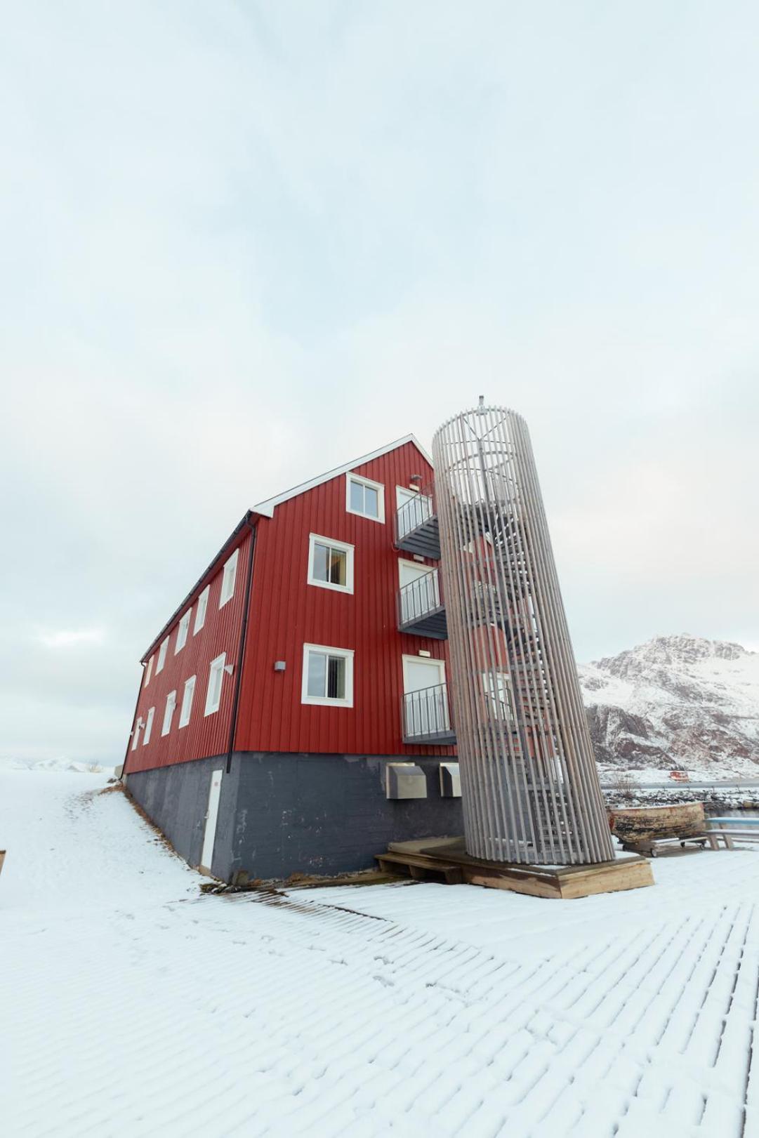 Skata Boutique Hotel Henningsvær Exterior photo